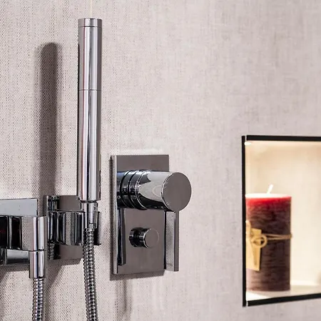 Le Stanze Del Barone 4* נאפולי