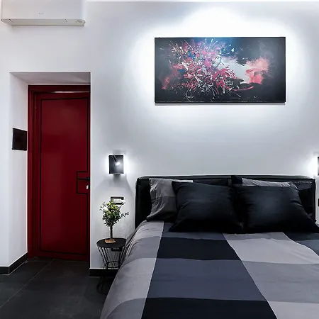 Le Stanze Del Barone 4* נאפולי